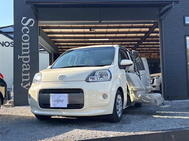 バックカメラ付！あなたの駐車をサポート☆ ＣＶＴ　ＡＢＳ　ＥＳＣ　エアコン　パワーステアリング　パワーウィンドウ