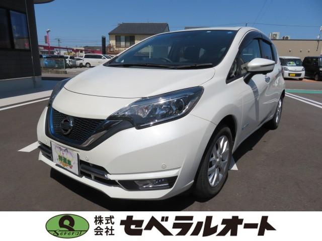 日産 ノート ｅ−パワー　メダリスト　オートエアコン　クルーズコントロール