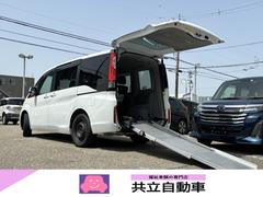 ホンダ　ステップワゴン　Ｇ　車いす仕様車　４ＷＤ　車いす２人