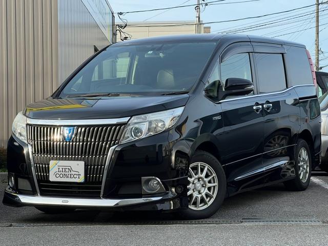 トヨタエスクワイア　28年式前期　Gi　ボンネット トヨタ エスクワイア 28年式前期 Gi ボンネット