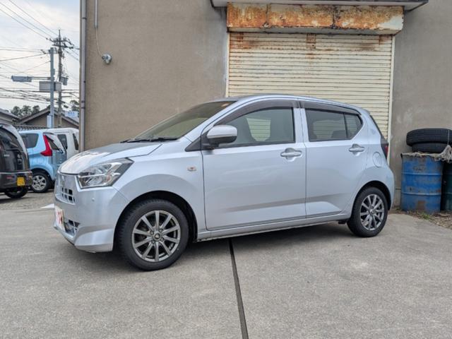 純正ナビ・バックカメラ・外装小キズ有り・現状渡し。