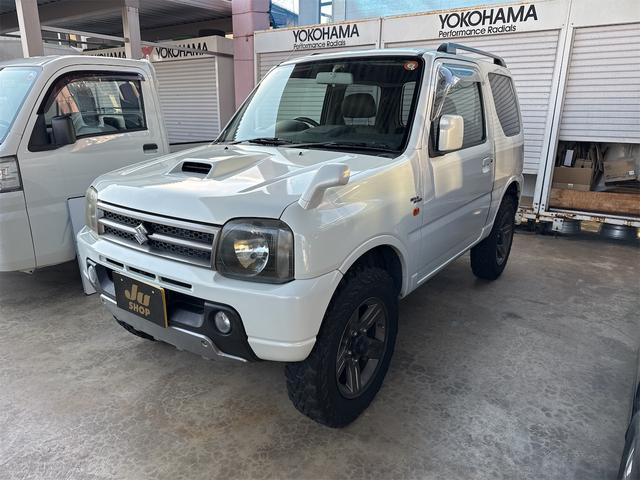 ナビ搭載！迷う道も知らない道も安心して走れます！ 運転席エアバッグ　助手席エアバッグ