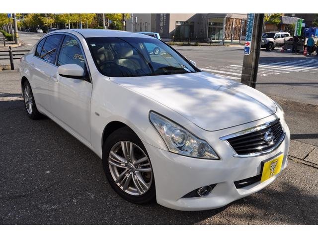 ナビ・バックカメラ・スマートキー