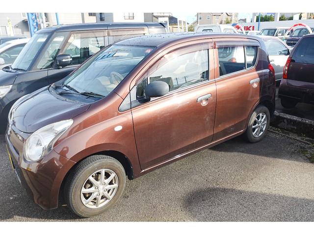 Ｆ　ＣＤ　キーレスエントリー　アルミホイール　盗難防止システム　衝突安全ボディ　禁煙車　記録簿　パワステ　パワーウインドー　エアコン
