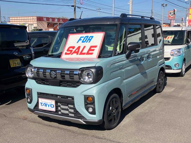 車両周辺をカメラ映像で確認できる機能！全周囲カメラ！ スマートキー　アイドリングストップ　電動格納ミラー　シートヒーター