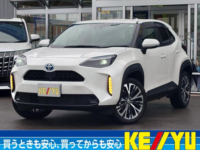 トヨタ ハイブリッドＺ【衝突軽減＆車線逸脱警報】【追従クルコン】　【２０２１年製ダンロップタイヤ】【全方位付Ｂｌｕｅｔｏｏｔｈ対応地デジナビ】【前後ドラレコ】ヒーター付電動ハーフレザー　ハイビーム付ＬＥＤオートライト　電動パーキング　ＥＴＣ　コーナーセンサー