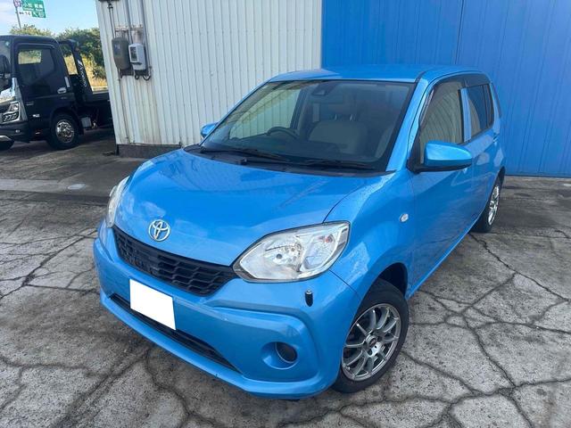 パッソ(トヨタ) X LパッケージS バックカメラ ナビ 衝突被害軽減システム アルミホイール スマートキー アイドリングストップ 電動格納ミラー CVT ベンチシート ABS ESC ミュージックプレイヤー接続可 エアコン 中古車画像