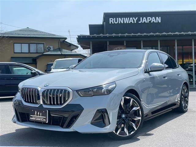 ｉ５(BMW) ｅＤｒｉｖｅ　４０　Ｍスポーツ　サンルーフ　Ｂ＆Ｗサウンド　ＯＰ２１ＡＷ 中古車画像