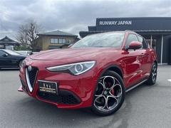 アルファロメオ　ステルヴィオ　２．０ターボ　Ｑ４スポーツパッケージ　４ＷＤ　１オナ