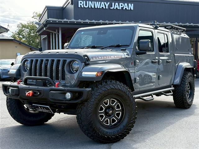 ジープ・グラディエーター ルビコン　４ＷＤ　社外バンパー　サイドステップ　ＯＺキャノピー　１７インチＡＷ　黒革　デジタルミラー　ナビ・フルセグ　バックカメラ　ドラレコ（1枚目）