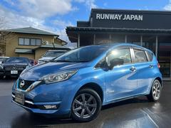 日産　ノート　ｅ−パワー　メダリスト　ＦＯＵＲ　ブラックアロー