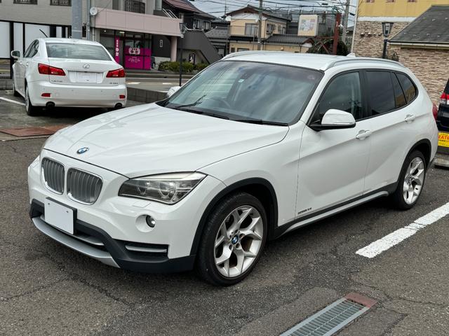 ＢＭＷ Ｘ１ ｓＤｒｉｖｅ　２０ｉ　ｘライン　純正ナビ　ＨＩＤヘッドライト　レザーシート　プッシュスタート　キーレスエントリー　スマートキー　ＥＴＣ　純正アルミホイール　パワーシート　オートライト