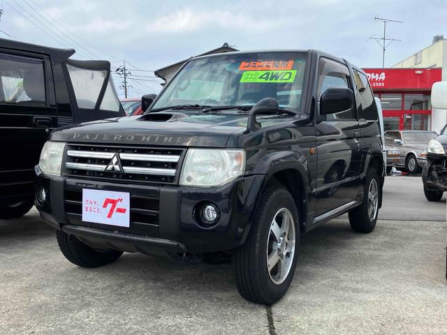 ＶＲ　４ＷＤ　ナビ　ＴＶ　キーレスエントリー　電動格納ミラー　ＡＴ　盗難防止システム　ＡＢＳ　ＣＤ　ＤＶＤ再生　アルミホイール　衝突安全ボディ　エアコン　パワーステアリング　パワーウィンドウ