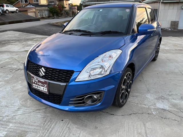 スイフトスポーツ(スズキ) ベースグレード　車検二年付き　ロッソモデロマフラー付き　カロッツェリアナビＲＺ８１０　ＣＤ再生　フルセグ　Ｂｌｕｅｔｏｏｔｈ接続　ＤＶＤ再生　アルミホイール 中古車画像