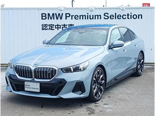 ｅＤｒｉｖｅ　４０　Ｍスポーツ　セレクトパッケージ　Ｍスポーツ　アクティブクルーズコントロール　純正ナビ　純正２１ＡＷ　パーキングアシストプラス　元デモカー