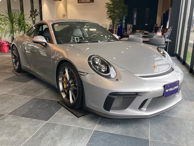 ９１１ ９１１ＧＴ３　ツーリング　ＰＣＣＢ　Ｆリフト　９９１Ｊ３　６ＭＴ　スポーツクロノパッケージプラス　９１８Ｓｐｙｄｅｒバケットシート　Ｐ１Ｄｅｓｉｇｎｓチェック柄シートインサート　エンボス加工ヘッドレスト