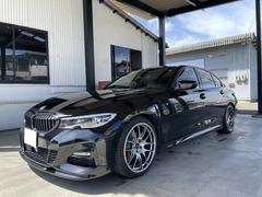 ＢＭＷ　３シリーズ　３２０ｄ　ｘＤｒｉｖｅＭスポーツハイラインパッケージ　４ＷＤ　スマートキーエンジン