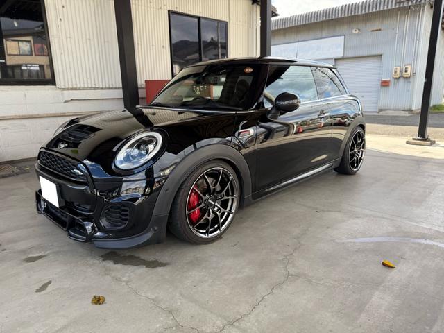 ＭＩＮＩ(ミニ) ジョンクーパーワークス　ジョンクーパーワークス 中古車画像