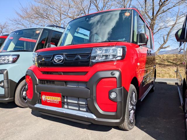 ファンクロス　４ＷＤ　届出済未使用車　両側電動スライドドア　クリアランスソナー　レーンアシスト　衝突被害軽減システム　ＬＥＤヘッドランプ　スマートキー　アイドリングストップ　電格ミラー　シートヒーター　ベンチシート
