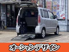 スズキ　ワゴンＲ　　車いす移動車　リヤシート付（四人乗り）　電動固定式