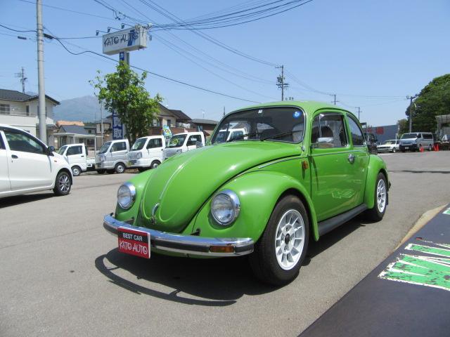 フォルクスワーゲン ビートル 　ディーラー車　右ハンドル　マニュアル車