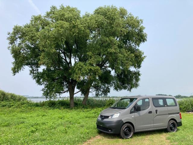 車中泊仕様　天然木仕様　人気の為オーダー受付中！ 人気のカラーです！　新品マッドタイヤ装着！