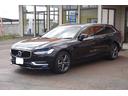 Ｖ９０ Ｔ５　モメンタム　純正１８インチアルミ夏タイヤ・冬タイヤ　黒革シート　前席パワーシート　前席シートヒーター　全周囲カメラ　レーダークルーズコントロール　コーナーセンサー　スマートキー　デュアルオートエアコン　ＬＥＤ（1枚目）
