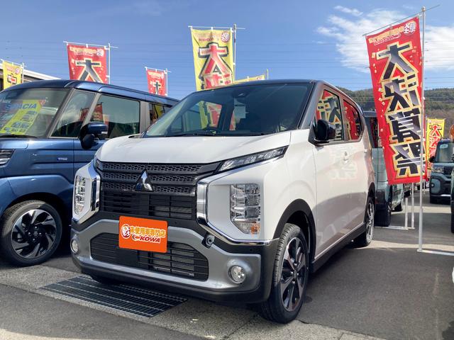 eKクロス（三菱）Ｇ　プレミアム　４ＷＤ　届出済未使用車　クリアランスソナー　クルーズコントロール　レーンアシスト　衝突被害軽減システム　ＬＥＤヘッドランプ　スマートキー　アイドリングストップ　電格ミラー　シートヒーター　ベンチシート 中古車画像