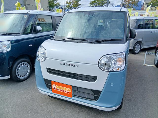 ムーヴキャンバス ストライプスＸ　届出済未使用車　両側スライドドア　クリアランスソナー　衝突被害軽減システム　スマートキー　アイドリングストップ　電動格納ミラー　ＣＶＴ　盗難防止　ＡＢＳ　横滑り防止　衝突安全ボディ　エアコン　パワステ（1枚目）