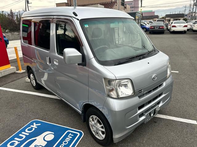 ハイゼットカーゴ(ダイハツ) クルーズターボ　４ＷＤ　ＰＷ　リモコンキー　Ｗエアバック　エアバック　ＥＴＣ　エアコン　パワーステアリング　ＡＢＳ　ＥＳＣ 中古車画像