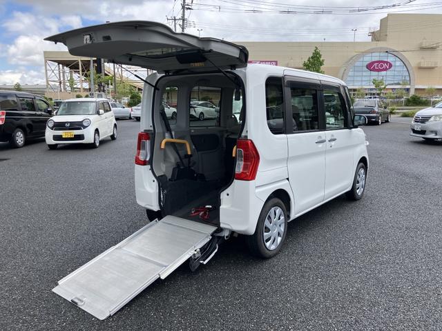 タント(ダイハツ) Ｌ　スローパー　リヤシート付仕様　福祉車両　電動ウィンチ（リモコン付）　アルミスロープ　手すり　ドライビングサポートパック　ＥＴＣ　ドライブレコーダー 中古車画像