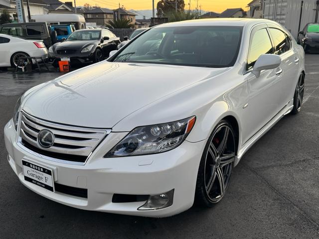 ＬＳ(レクサス) ＬＳ６００ｈ　バージョンＳ　Ｉパッケージ　純正マルチ　サンルーフ　クルーズコントロール　マークレビンソン　レザーシート　２１インチホイール　エアサスコントローラー　シートヒーター　ステアリングヒーター 中古車画像