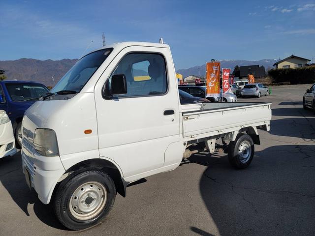 スズキ キャリイトラック ４ｗｄ 軽トラック ５速ｍｔの中古車 車体価格万円 01 平成13 年式 走行4 2万キロ 車体色ホワイト 長野県上田市築地２６５ １ 株式会社アルヤン ａｒｙａａｎ ｍｏｔｏｒｓの在庫 グーネット中古車