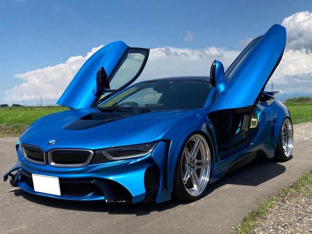 bmw i8 ベースグレード 希少カラー プロトニックブルー カスタム 21インチawの中古車 グーネット中古車 bmw i8 ベースグレード 希少カラー プロトニックブルー カスタム 21インチawの中古車 グーネット中古車