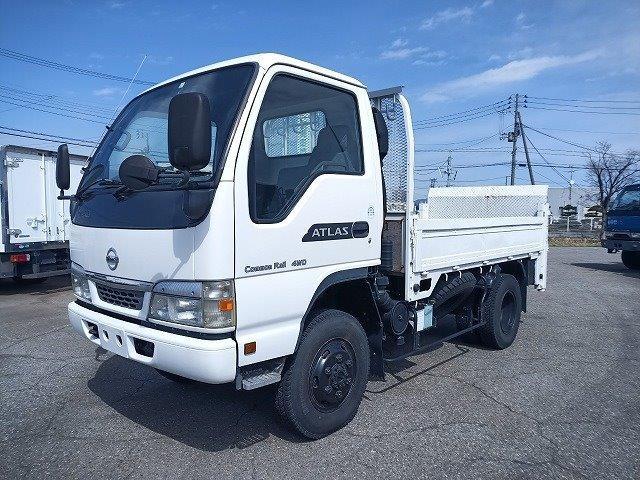 日産 アトラストラック 　問合番号７４３１　新潟在庫　高床　パートタイム４ＷＤ　垂直ゲート　平ボディー　床鉄板張　５速　１４０馬力　長２９００　幅１６００　高３７０