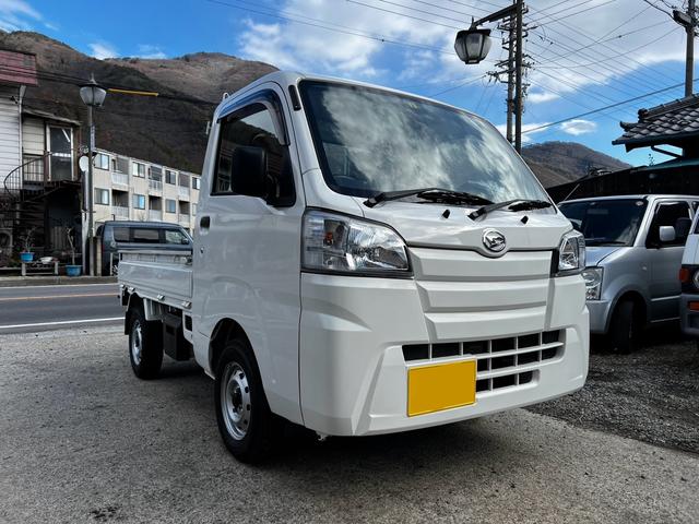 ハイゼットトラック(ダイハツ) スタンダード　４ＷＤ　エアコン　パワステ　ＭＴ５速　走行距離１５０００ｋｍ 中古車画像