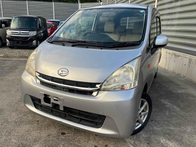 ムーヴ(ダイハツ) Ｘ　４ＷＤ　ＥＴＣ　ナビ　ＴＶ　スマートキー　電動格納ミラー　ベンチシート　ＣＶＴ　盗難防止システム　ＡＢＳ　ＣＤ　ＵＳＢ　アルミホイール　衝突安全ボディ　エアコン　パワーステアリング　パワーウィンドウ 中古車画像