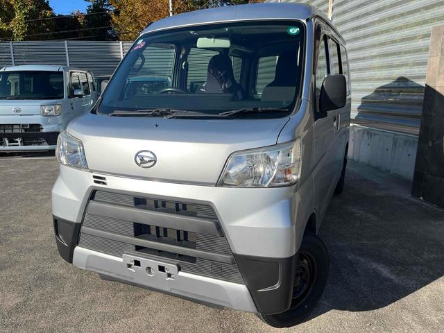 ハイゼットカーゴ(ダイハツ) 　４ＷＤ　軽バン　ＡＴ　両側スライドドア　アイドリングストップ　エアコン　パワーステアリング　パワーウィンドウ　運転席エアバッグ　助手席エアバッグ 中古車画像