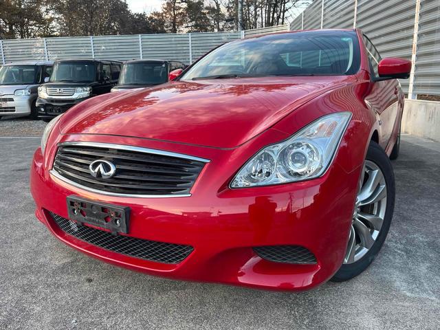 スカイライン(日産) ３７０ＧＴ　タイプＰ　ＥＴＣ　バックカメラ　オートクルーズコントロール　ＡＴ　オートライト　ＨＩＤ　スマートキー　電動格納ミラー　シートヒーター　アルミホイール　パワーシート　盗難防止システム　衝突安全ボディ　ＡＢＳ 中古車画像