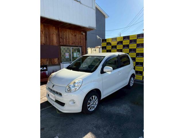 パッソ(トヨタ) プラスハナ　ＥＴＣ　ナビ　ＴＶ　アルミホイール　電動格納ミラー　シートヒーター　ＣＶＴ　衝突安全ボディ　ベンチシート　ＡＢＳ　ＣＤ　エアコン 中古車画像