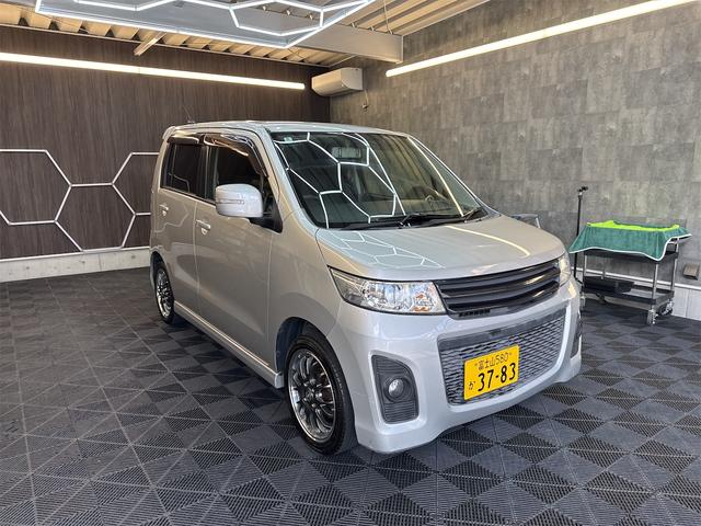 平成２３年式ＭＡＺＤＡ　ＡＺワゴン　車検９年８月迄 ４ＷＤ　ターボ　パドルシフト　ＥＴＣ　ナビ　バックカメラドライブレコーダ