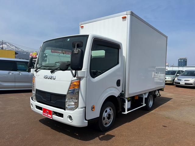 いすゞ エルフトラック 　パネルバン　４ＷＤ　積載１１５０ｋｇ