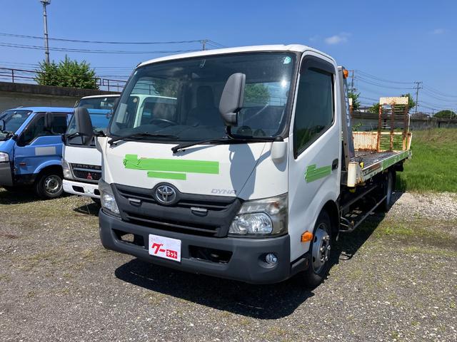 　積載車３Ｔ　ナビ　ＥＴＣ　６ＭＴ