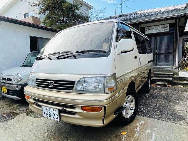 業販大歓迎！ワンオーナー車！ リアモニターＴＶ付き！電動ポット付き！