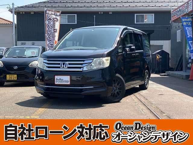 ステップワゴン(ホンダ) Ｇ　検２年　ナビ　バックカメラ　両側スライドドア　キーレス　ＥＴＣ　ＴＶ　アルミホイール　３列シート　８人乗り 中古車画像