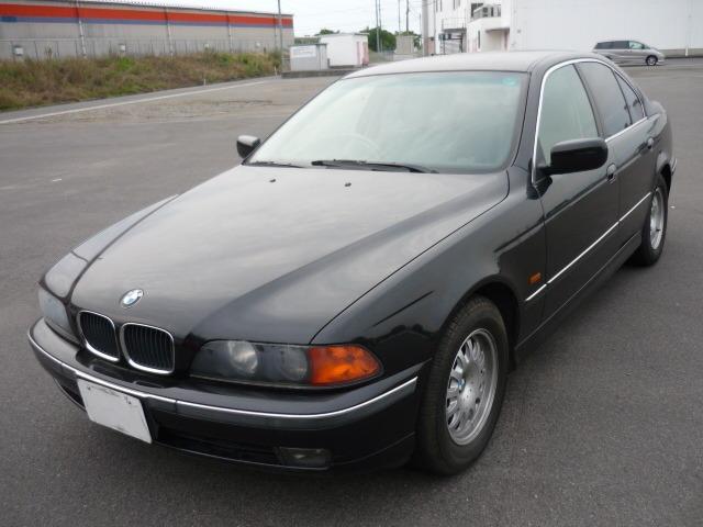 ＢＭＷ ５シリーズ ５２５ｉ