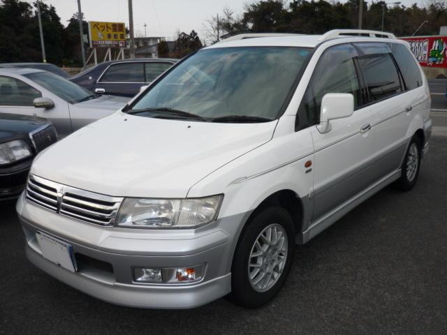 MITSUBISHI CHARIOT GRANDIS SUPER EXCEED LIMITED