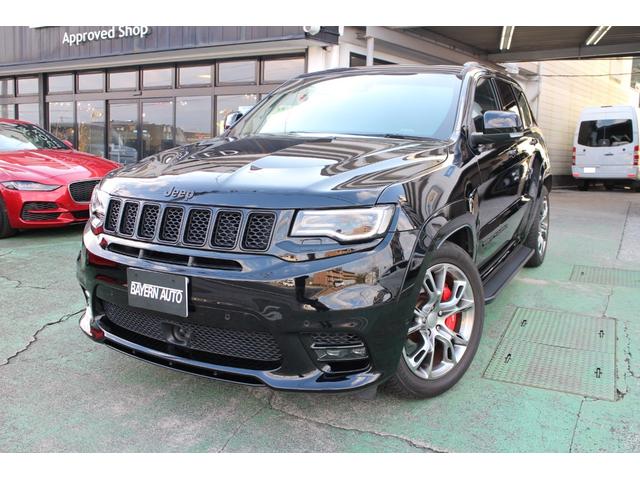ジープ・グランドチェロキー(ジープ) ＳＲＴ８　正規ディーラー車　６４００ｃｃ　サンルーフ　ヒッチメンバー　カープレイ　純正ナビ　ＴＶ　ＨＤＭＩ入力　後席ツインモニター　Ｂカメラ　ＥＴＣ　シートベンチレーション　フロントカメラ　サイドカメラ 中古車画像