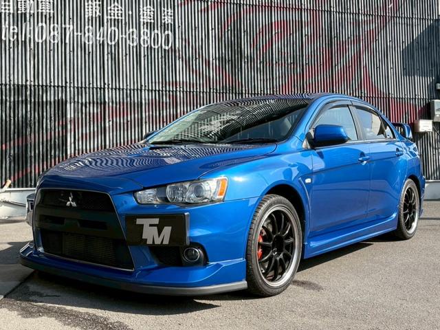 ランサー(三菱) ＧＳＲエボリューションＸ　ハイパフォーマンスパッケージ　４ＷＤ　５ＭＴ・ハイパフォーマンスＰＫＧ・レカロ純正青　スマートキー　（ライトニングブルーマイカ） 中古車画像