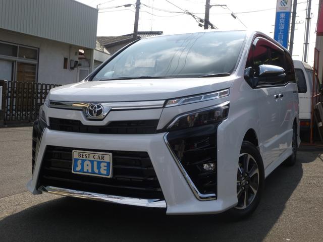 トヨタ ヴォクシー ｚｓ 煌ｉｉｉ 登録済未使用車 セーフティセンス 両側電動スライドドア クルーズコントロール レーンアシスト コーナーセンサー ７人乗り ハーフレザーシートｂｉ ｂｅａｍｌｅｄヘッドライト フォグ スマートキー 308 0万円 令和4年 22年